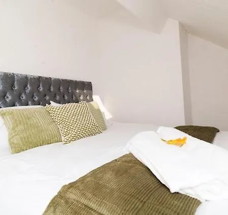 The Victoria - Sleeps 8 - Close To Centre! ليدز
